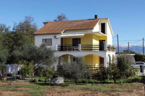 Отель Apartments with a parking space Privlaka, Zadar - 667  Привлака